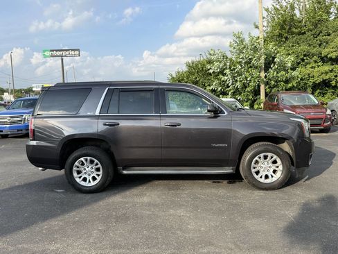 Used 2018 GMC Yukon SLT AWD/4WD image 5