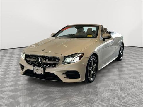 Used 2019 Mercedes-Benz E 450 4MATIC Cabriolet image 3