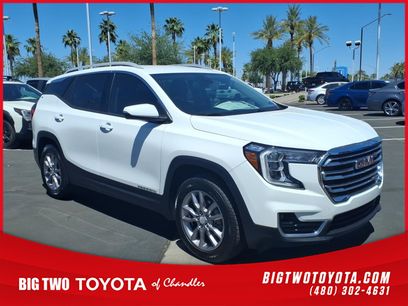 Used 2024 GMC Terrain SLT