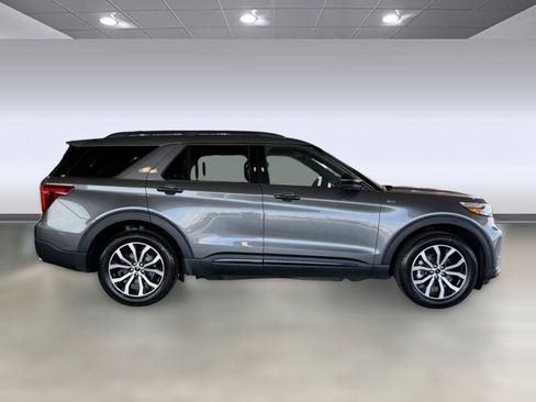 Certified 2023 Ford Explorer ST-Line image 8