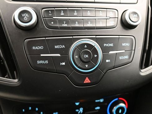 Used 2018 Ford Focus SE image 16