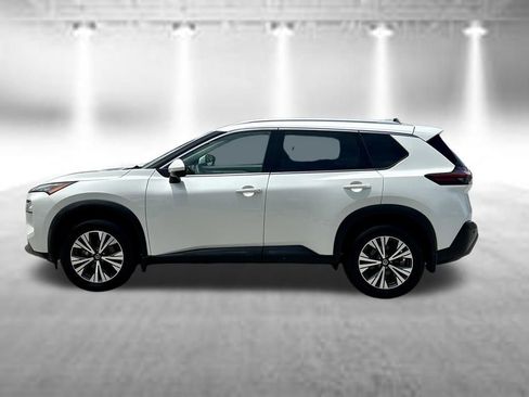 Certified 2021 Nissan Rogue SV w/ Premium Package FWD image 10