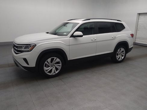 Used 2023 Volkswagen Atlas SE FWD image 2