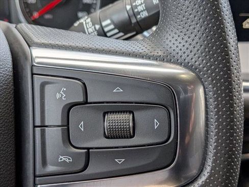 Used 2025 Chevrolet Blazer LT image 14