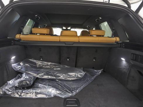 New 2026 BMW X5 xDrive50e w/ Executive Package image 24