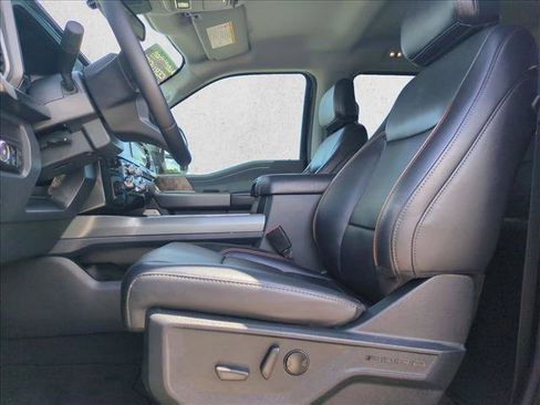 Used 2025 Ford F250 Lariat w/ Black Appearance Package AWD/4WD image 15