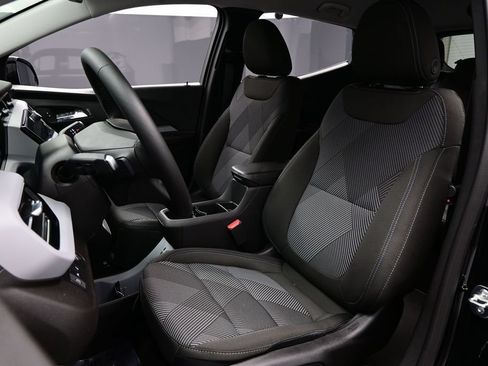 New 2027 Chevrolet Bolt LT w/ Comfort Package FWD image 9