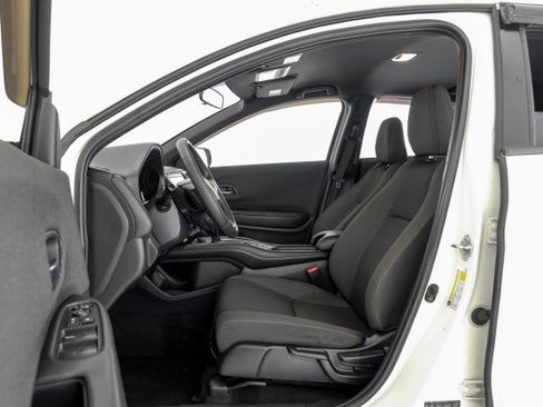 Used 2021 Honda HR-V Sport image 31