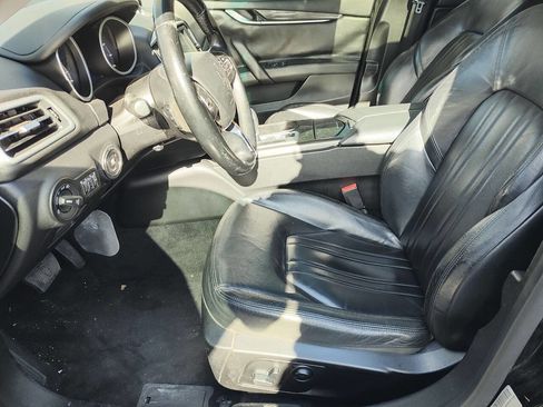 Used 2015 Maserati Ghibli image 26