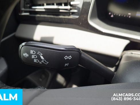 Used 2025 Volkswagen Jetta S FWD image 29