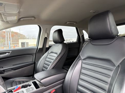 Used 2024 Ford Edge SEL image 26