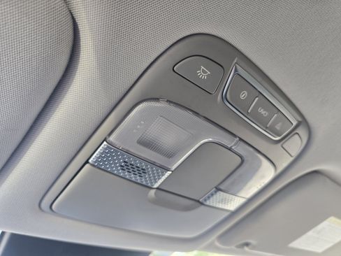 Used 2020 Kia Telluride LX FWD image 23
