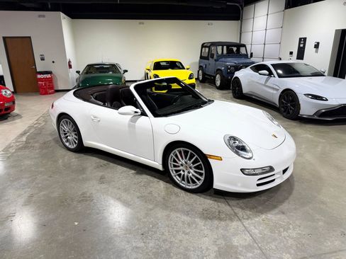 Used 2008 Porsche 911 Carrera S RWD image 2