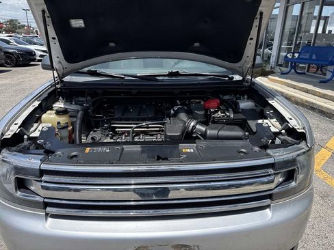 Used 2014 Ford Flex SE FWD image 3