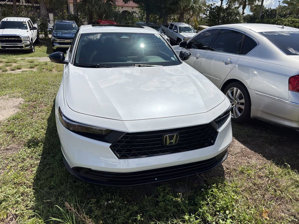 Used 2026 Honda Accord Sport image 2