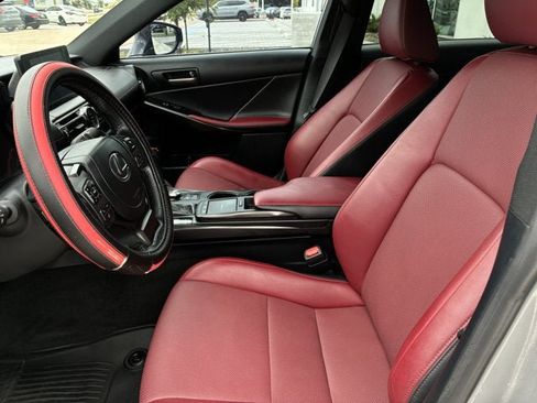 Used 2024 Lexus IS 350 F Sport RWD image 13