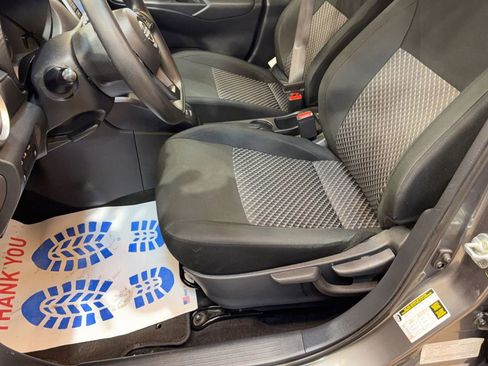 Used 2024 Nissan Versa S image 17