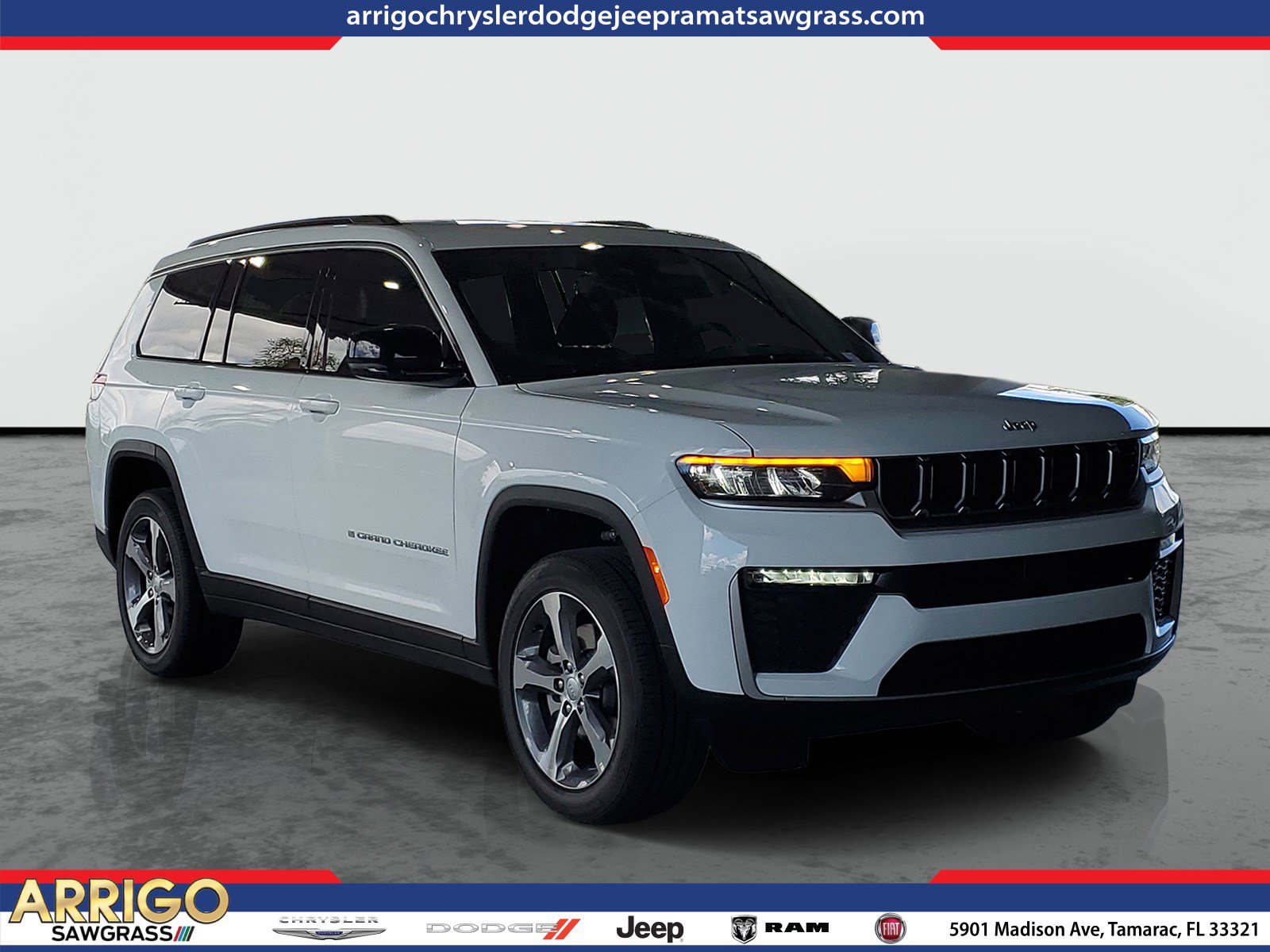 New 2026 Jeep Grand Cherokee L Limited w/ Trailer Tow Package AWD/4WD image 1