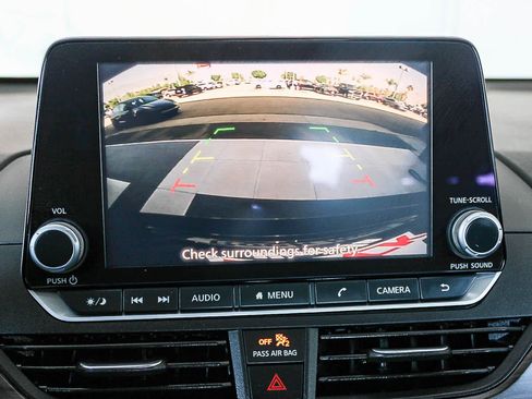 Used 2025 Nissan Altima 2.5 SV FWD image 23