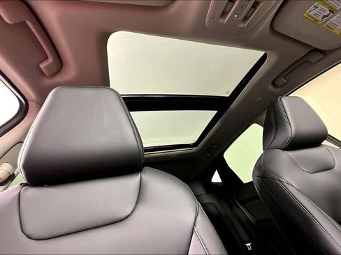 New 2025 Nissan Murano SL image 24