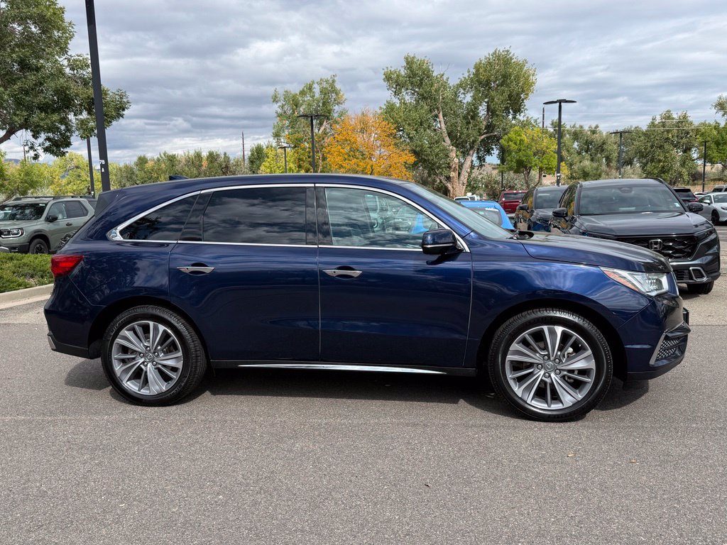 Used 2017 Acura MDX w/ Technology Package AWD/4WD image 3