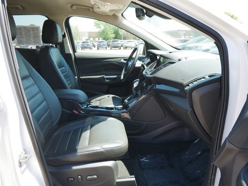 Used 2016 Ford Escape Titanium FWD image 14