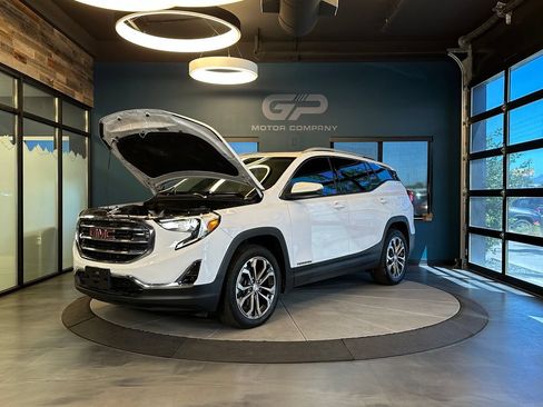 Used 2018 GMC Terrain SLT w/ Preferred Package AWD/4WD image 24