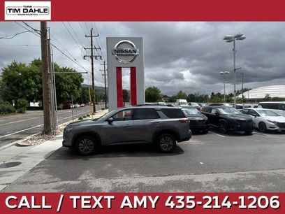 Certified 2024 Nissan Pathfinder SV