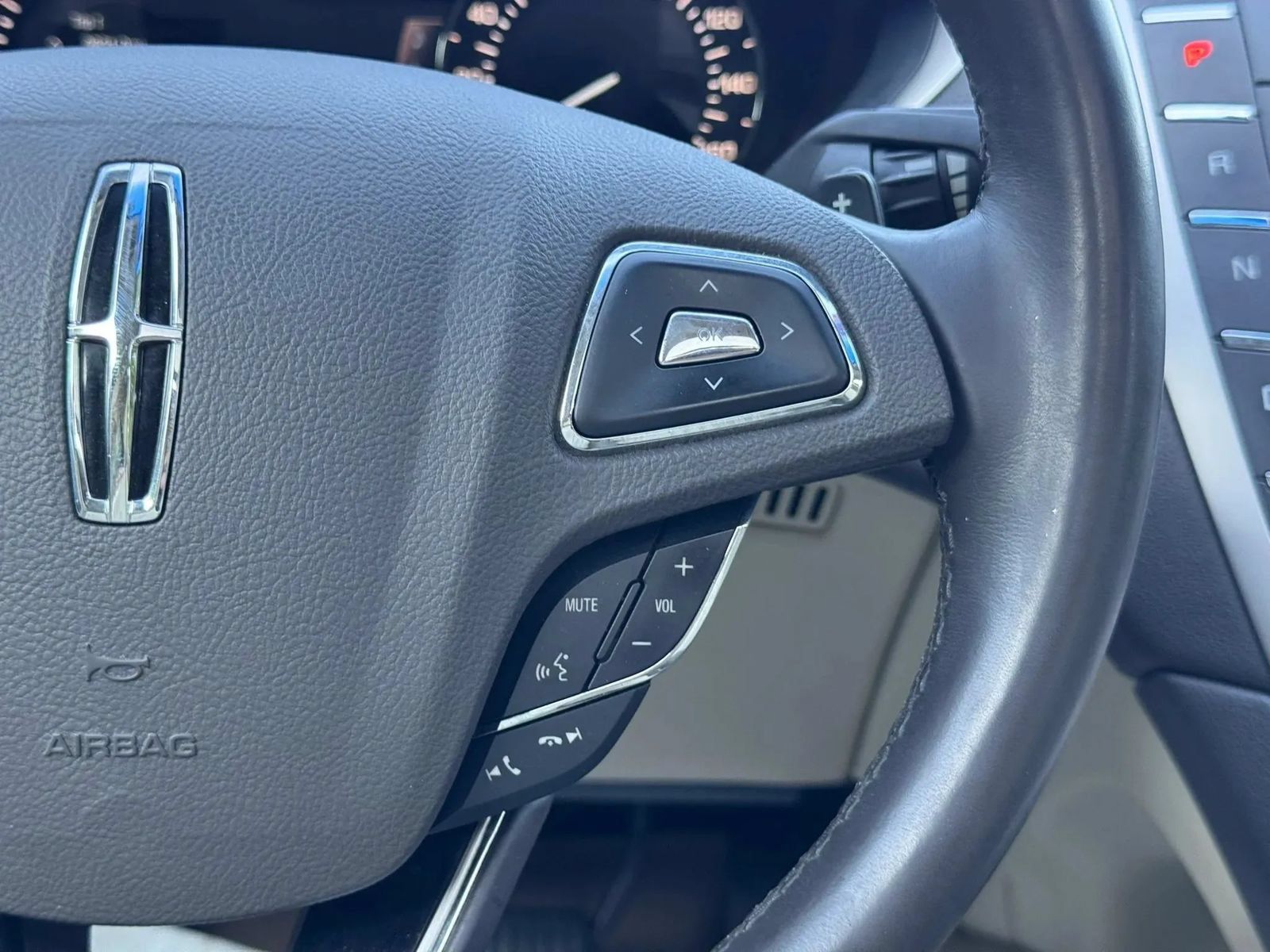 Used 2015 Lincoln MKZ AWD w/ Equipment Group 101A Select image 26