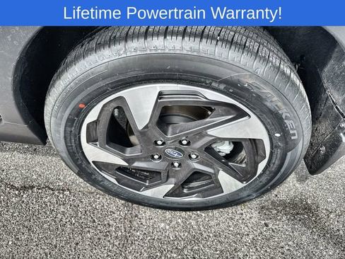 New 2025 Subaru Crosstrek 2.5i Limited w/ Popular Package #3A image 16