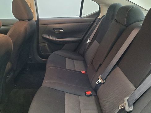 Used 2021 Nissan Sentra SV FWD image 18