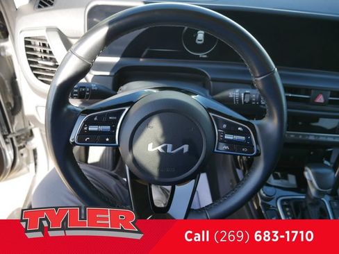Used 2024 Kia Seltos EX AWD/4WD image 26