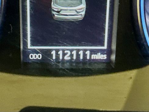 Used 2015 Toyota Highlander Limited Platinum image 19