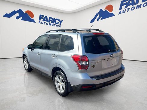 Used 2015 Subaru Forester 2.5i Premium AWD/4WD image 8