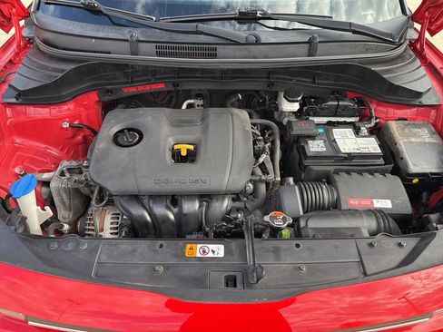 Used 2020 Kia Soul LX FWD image 11