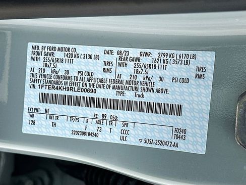 Used 2024 Ford Ranger Lariat w/ FX4 Off-Road Package AWD/4WD image 30