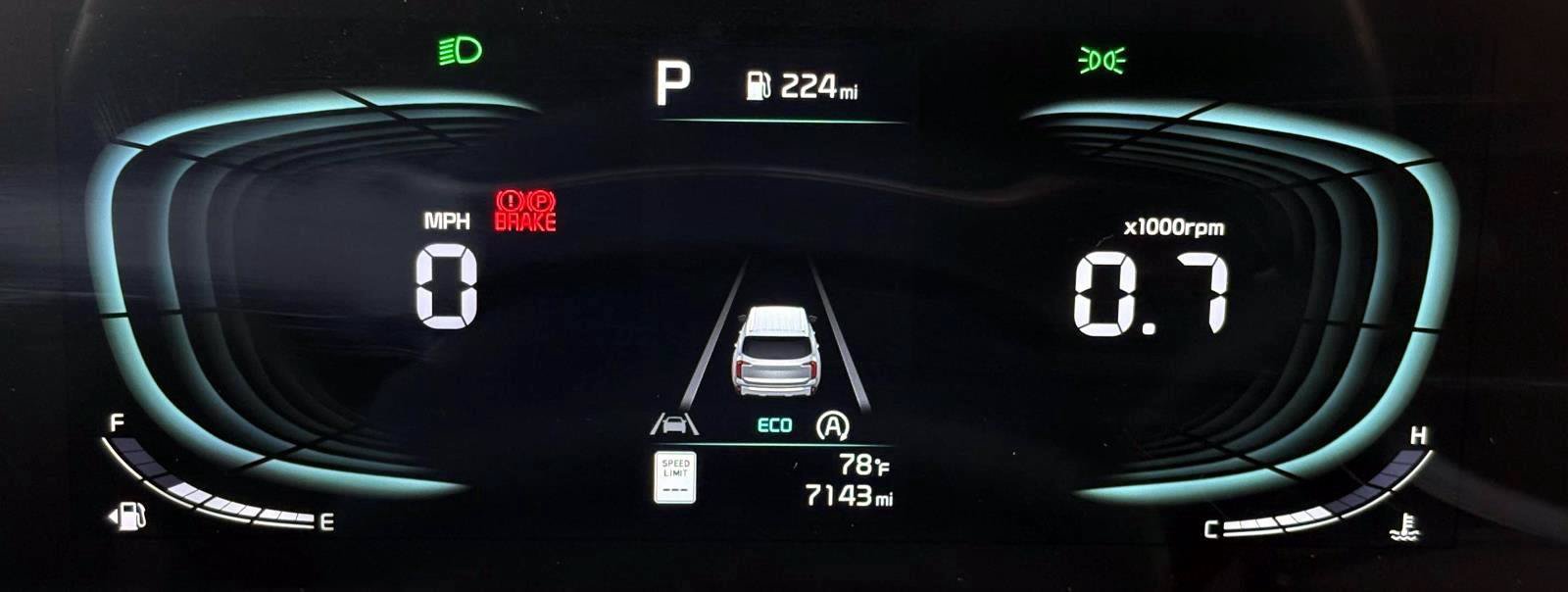 Certified 2025 Kia Telluride EX w/ EX Captain's Chair Package AWD/4WD image 16