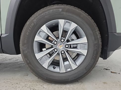 Used 2026 Chevrolet Equinox LT AWD/4WD image 19