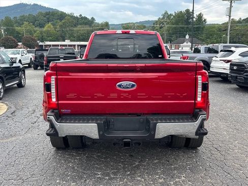 Used 2024 Ford F450 Lariat w/ Lariat Ultimate Package AWD/4WD image 6