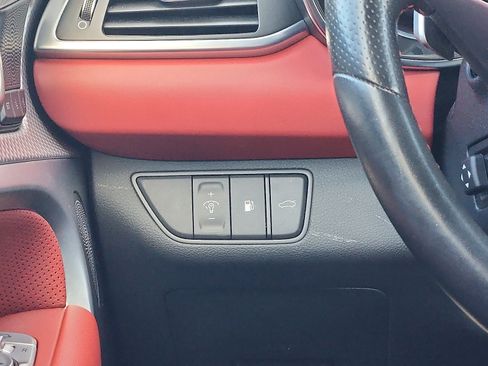 Used 2023 Genesis G70 2.0T w/ Sport Prestige Package image 13