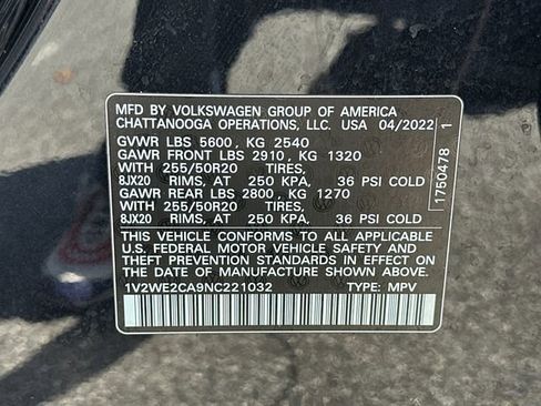 Used 2022 Volkswagen Atlas Cross Sport SE FWD image 34