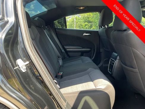 Used 2020 Dodge Charger SXT image 13