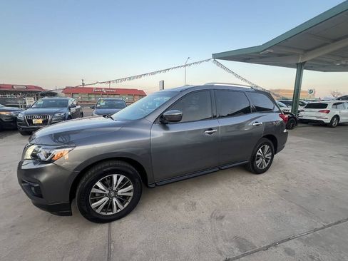 Used 2017 Nissan Pathfinder S AWD/4WD image 23
