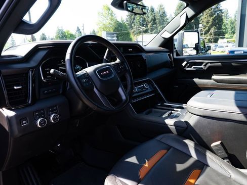 Used 2024 GMC Sierra 2500 AT4 w/ AT4 Premium Plus Package AWD/4WD image 20
