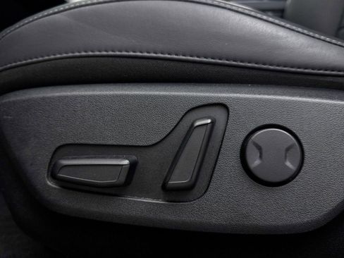 Used 2023 Kia EV6 Wind w/ Wind Technology Package image 28