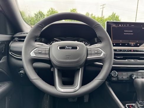 New 2026 Jeep Compass Latitude AWD/4WD image 13
