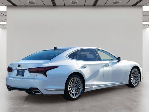 Certified 2024 Lexus LS 500 AWD w/ Interior Upgrade Package image 6