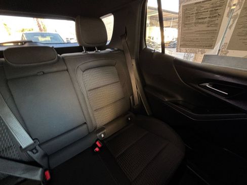 Used 2025 Chevrolet Equinox LT FWD image 36