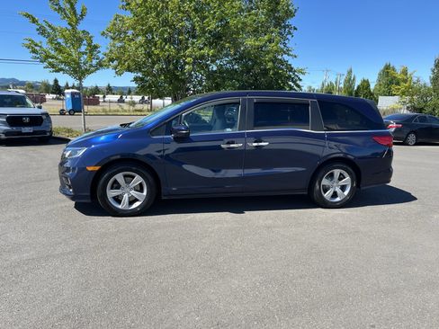 Used 2020 Honda Odyssey EX image 2