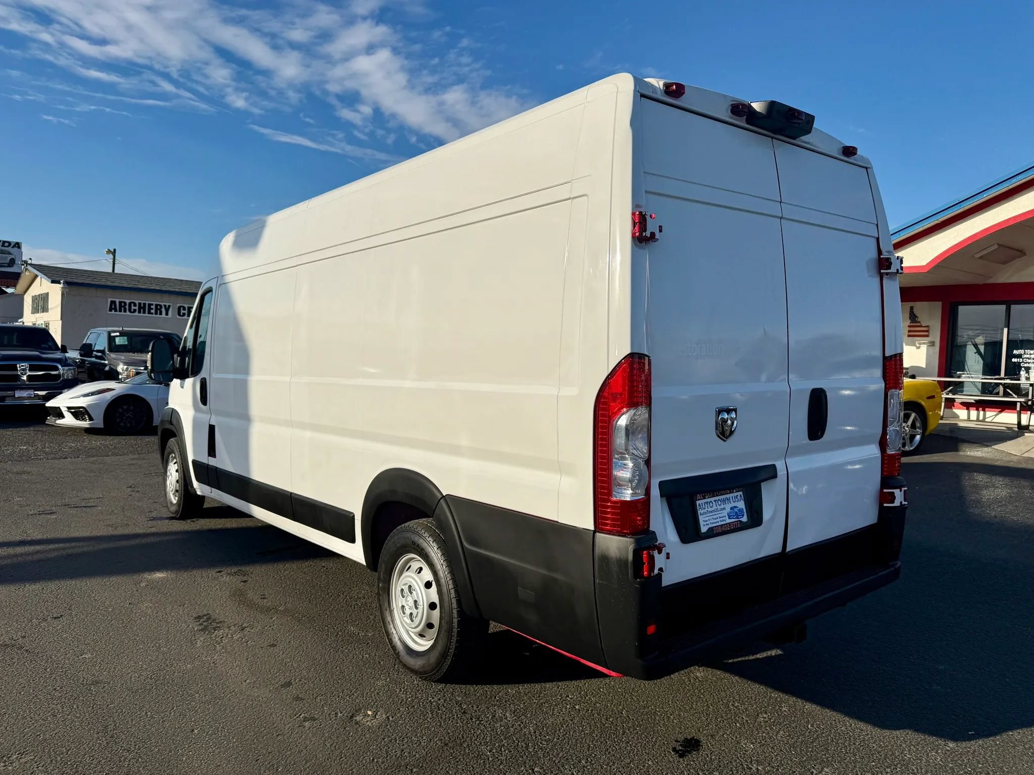 Used 2020 RAM ProMaster 3500 w/ Mopar Trailer Tow Group FWD image 3